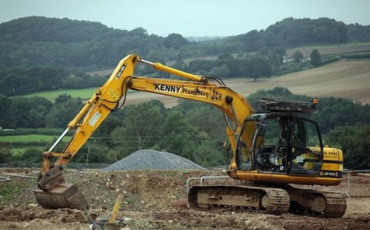 Prominent Tory donors and JCB owners Anthony and Mark Bamford may have to foot a bill of over £500m to resolve a three-year long investigation by HM Revenue and Customs (HMRC). (Credit: Getty)