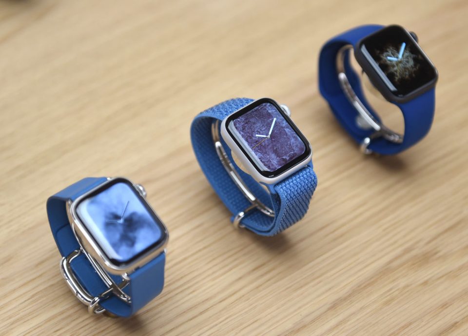 LONDON, ENGLAND - OCTOBER 26: General view of the Apple Watch during the Apple Covent Garden re-opening and iPhone XR launch at Apple store, Covent Garden on October 26, 2018 in London, England. (Photo by Stuart C. Wilson/Getty Images)