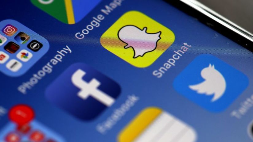 The ongoing conflict between Israel and Hamas has led to a halt in "a large number" of Snap's advertising campaigns.