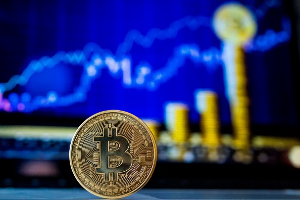 Bitcoin extends losses after Fed chair criticises Facebook's Libra