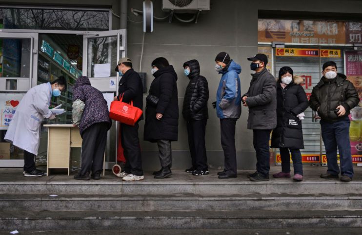 Chinese stocks plunge as investors dump shares over coronavirus