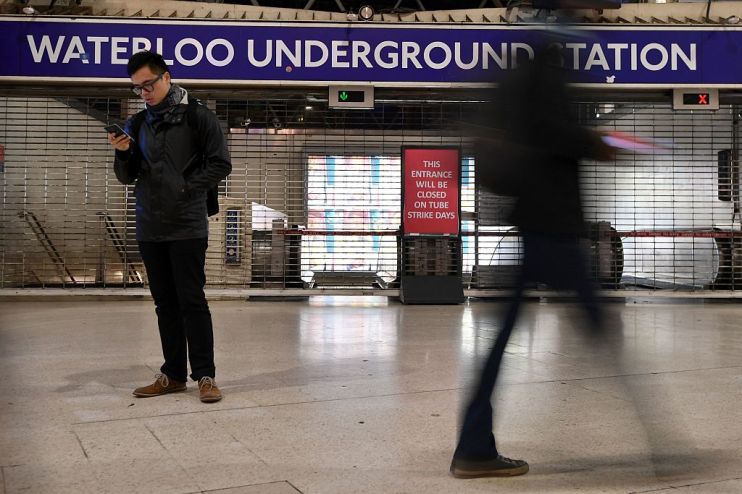 BRITAIN-TRANSPORT-STRIKE-TUBE