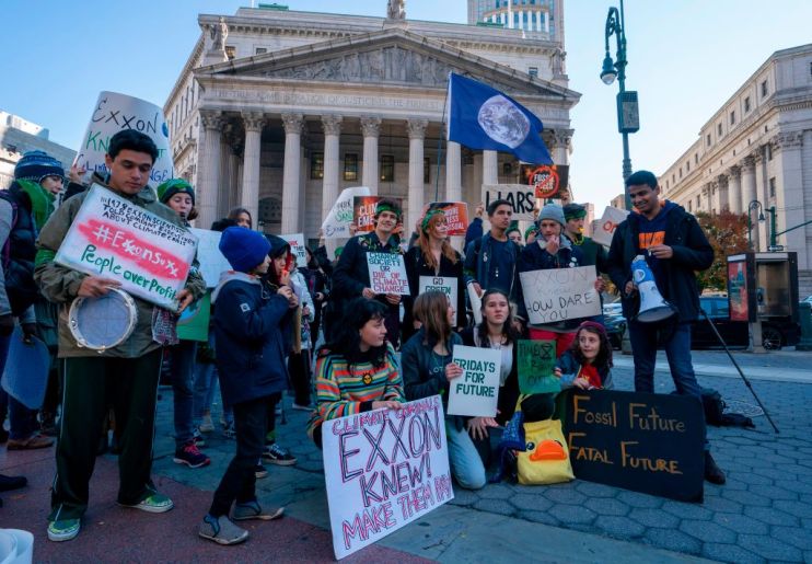 us-climate-protest-exxonmobile-demonstration