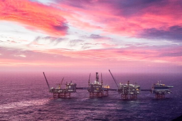 US oIl prices are sinking further over concerns storage capacity is running out