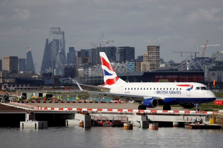 BRITAIN-HEALTH-VIRUS-TRANSPORT-ECONOMY