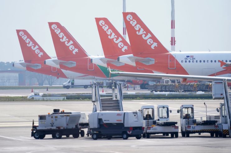 Ryanair has said that it will ground the vast majority of its flights from next Tuesday, only maintaining essential services between the UK and Ireland