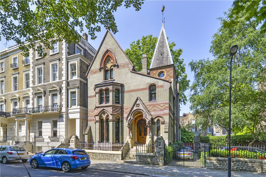 Former home of artist Nancy Fouts on Oakley Square in Camden
