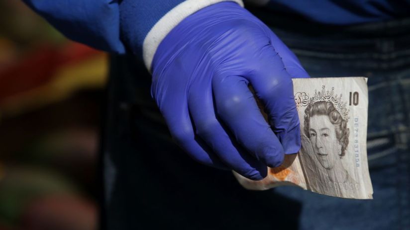 Pound crashes to 1980s lows amid coronavirus sell-off