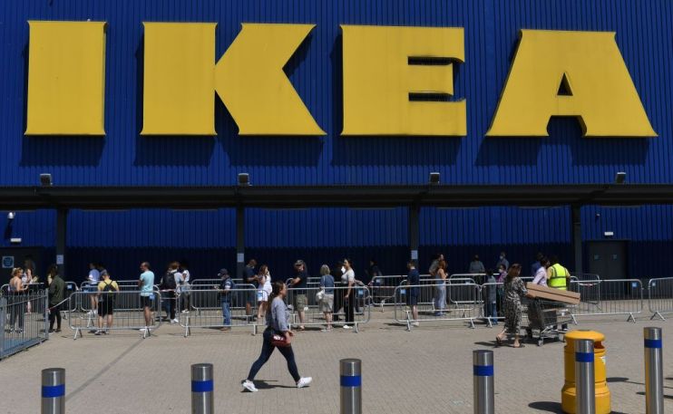 BRITAIN-HEALTH-VIRUS-RETAIL