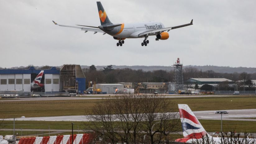 Gatwick Airport says it expects to pay out its first shareholder dividends in five years, with passenger numbers set to be back at pre-pandemic levels next year.