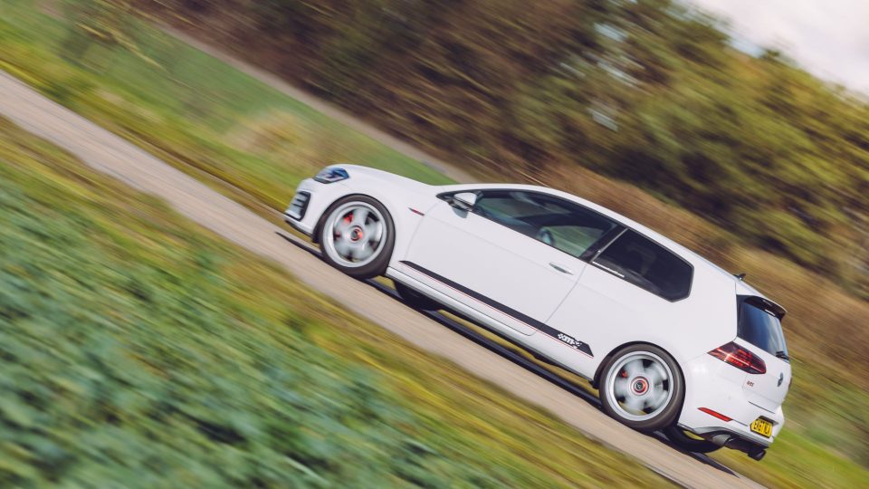 Volkswagen Golf GTI by Mountune