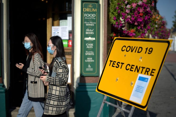 BRITAIN-HEALTH-VIRUS-TESTING