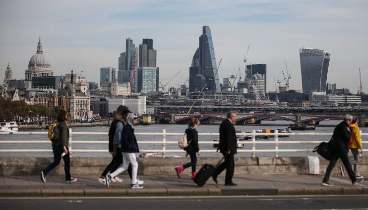 TOPSHOT-BRITAIN-ECONOMY-GROWTH-INDICATOR-BREXIT-POLITICS