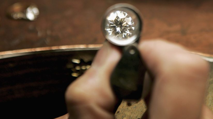 Jewellery Designer Uses Diamonds For Insets