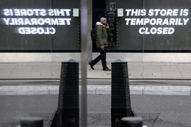 The UK unemployment rate rose to 5.0 per cent of the economically active population in the last quarter, spurred on by a record rise in redundancies.