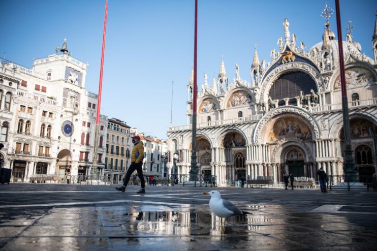 Venice Prepares For Christmas Mostly Empty Of Tourists