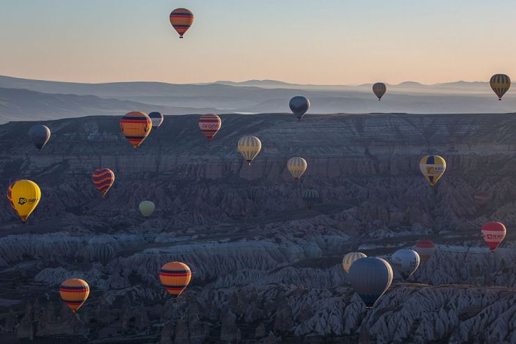 Peak Tourist Season Begins in Turkey's Famous Cappadocia Region