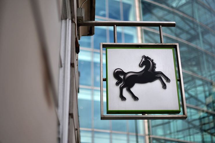 Lloyds Bank Slash 3,000 Jobs After Brexit Economy Warning