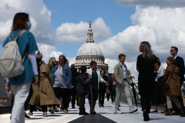 LONDON-PERMANENT-JOBS-HIRING-INTENTIONS