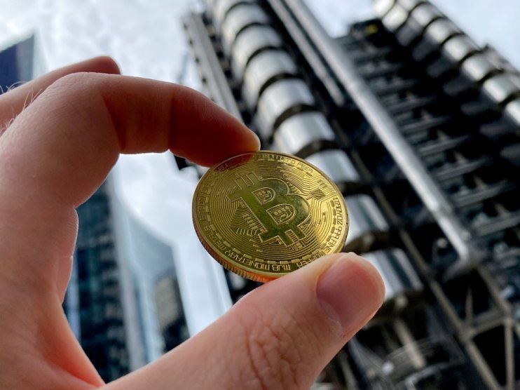 Bitcoin - Illustrations of Crypto currency