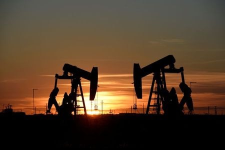 Global oil prices up