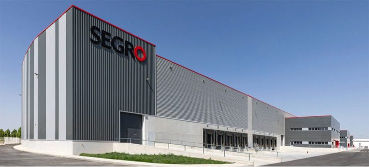 Warehouse giant Segro has announced a £800m placing to capitalise on the booming demand for big box warehouses.