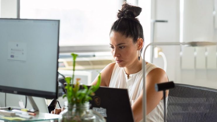 More UK workers are assembling back into the office