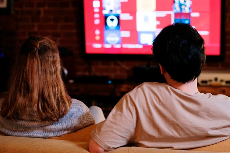 The growth has been fuelled by a surge in internet advertising and a resurgence in cinema and live music, according to new PwC data.