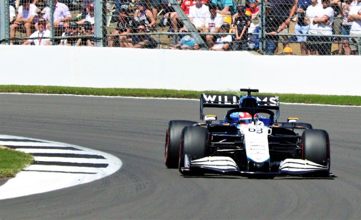 Blockchain ecosystem Unbounded Network Foundation is to be the main sponsor of a star-studded gathering at the Abu Dhabi Grand Prix tomorrow.