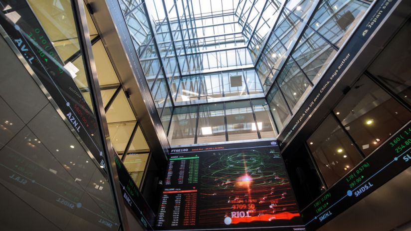 London Stock Exchange Reopens After Christmas Holiday