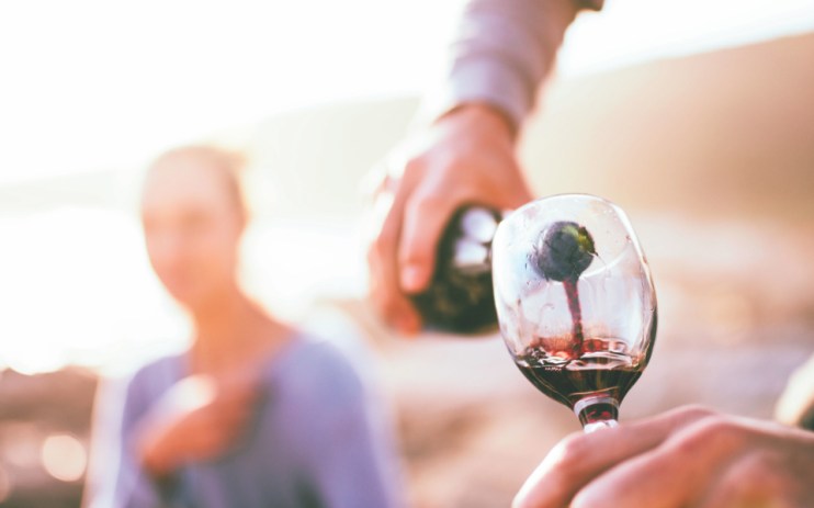 Britons will soon be able to buy “pint” sized bottles of still and sparkling wine