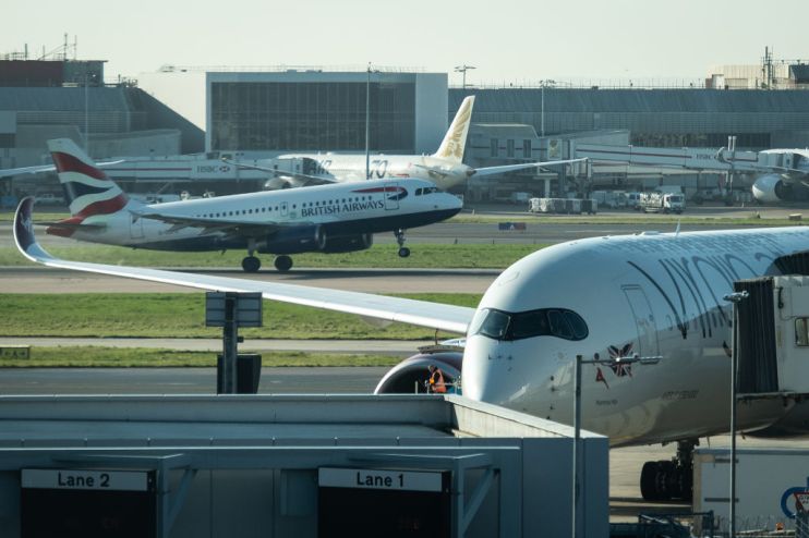 Flights From The UK To The USA Cease At Midnight Eastern Time