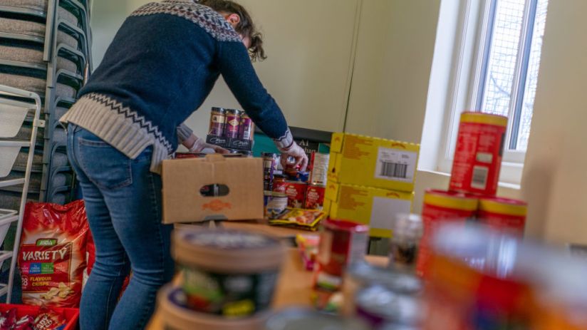 Community For Food Charity Deliver Food To People In Need