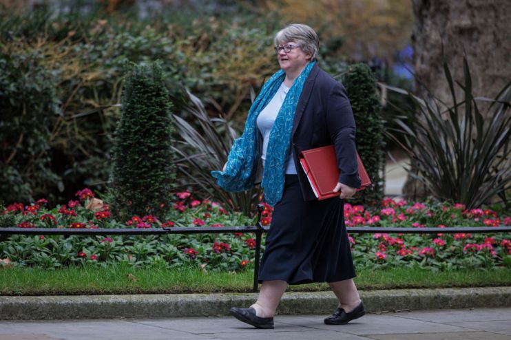 Ministers Attend Weekly Government Cabinet Meeting