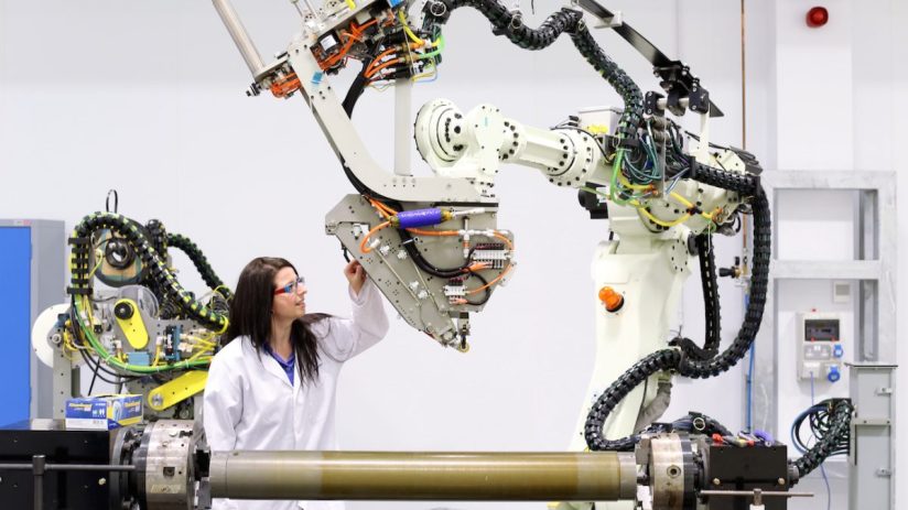 Manufacturing output has fallen for seven months in a row, fresh data has suggested.