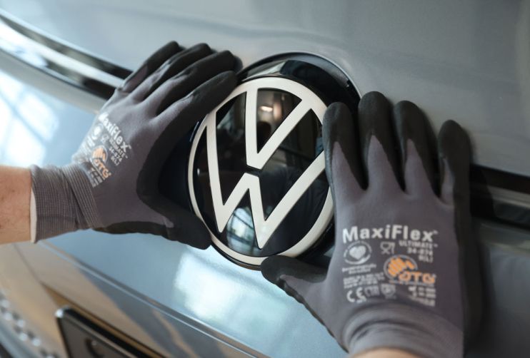 A recent slump in electric vehicle sales shouldn't concern the automotive sector, VW's brand chief Thomas Schäfer has said.