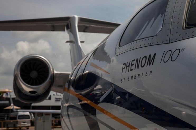 Embraer could supplant Boeing in the next decade, analysts have said.