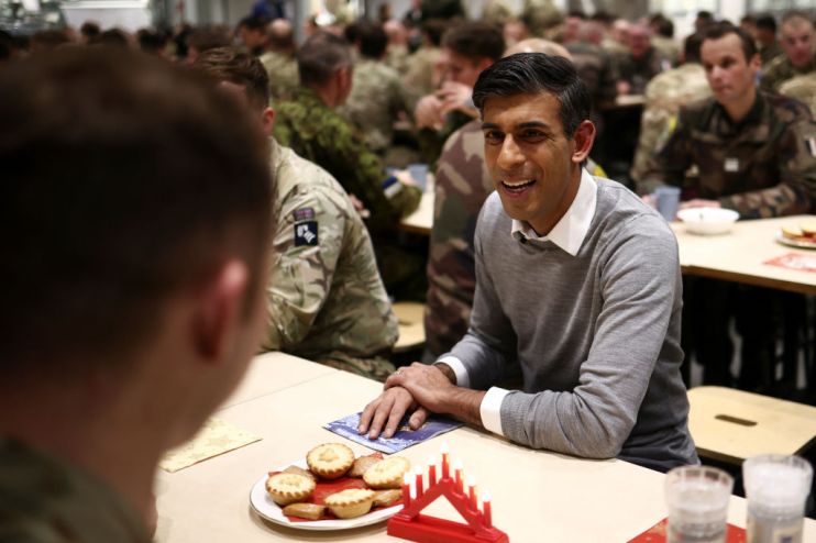 UK Prime Minister Visits British Troops in Estonia and attends the JEF Summit