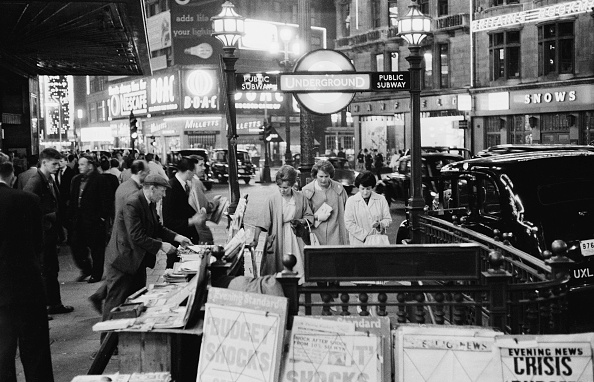 Piccadilly Circus Scenes