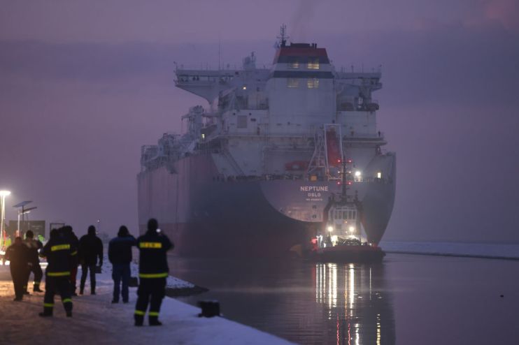 "Neptune" FSRU Arrives At Lubmin LNG Terminal