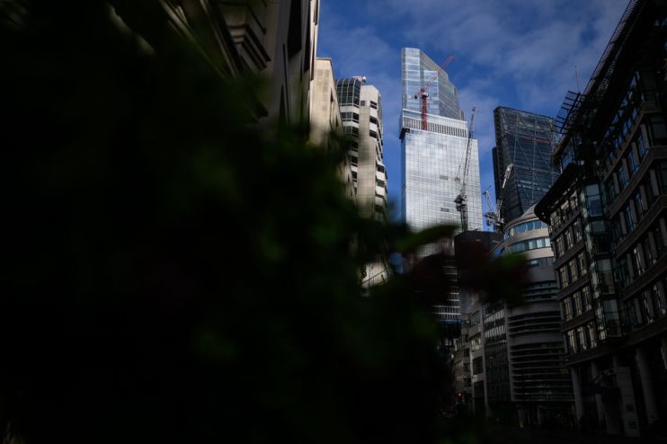 IMF Reports The UK Economy Expected To Shrink By 0.6% In 2023