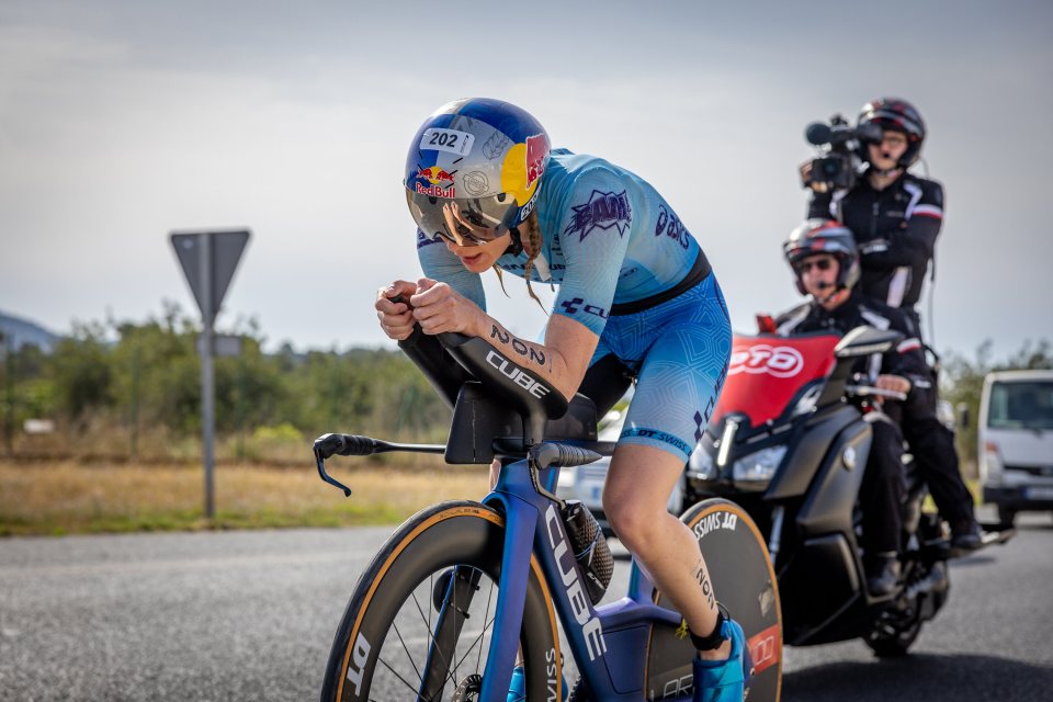 Leading triathletes such as Lucy Charles-Barclay can earn seven figures a year, in part thanks to the PTO Tour (Image: PTO)