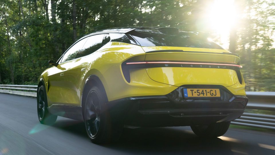 Lotus Eletre
