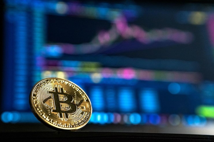 Data from CryptoCompare shows that the price of the flagship cryptocurrency Bitcoin (BTC) moved essentially sideways throughout the week.