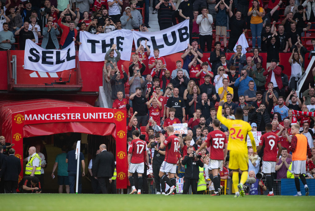 Will Ratcliffe's minority purchase appeas Manchester United fans keen to see the Glazers depart?