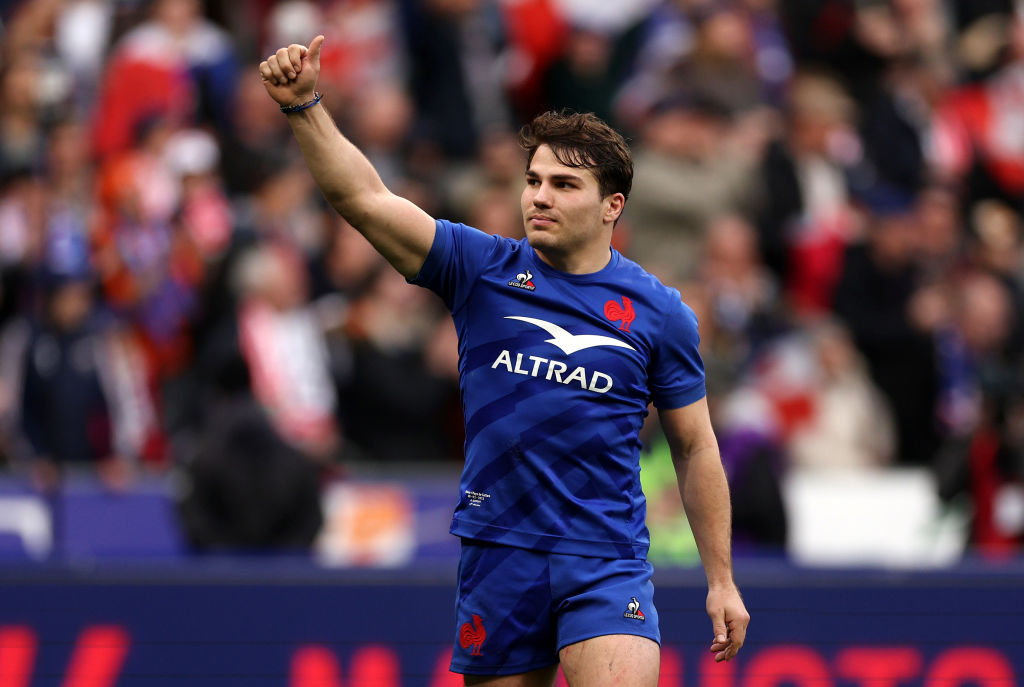 Antoine Dupont playing rugby sevens – it sounds beautiful, doesn’t it? News this week of the France scrum-half, one of the sport’s few global stars, turning his attention to sevens in order to play at the Paris 2024 Olympics is superb for rugby.