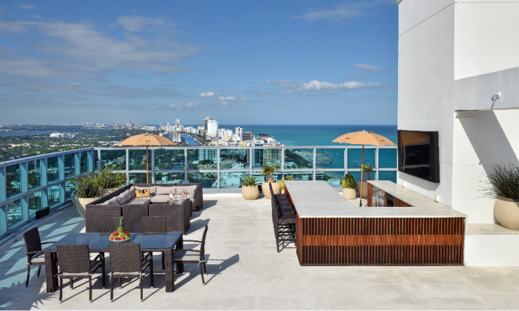 Visit Miami to discover art deco hotels and diverse neighbourhoods