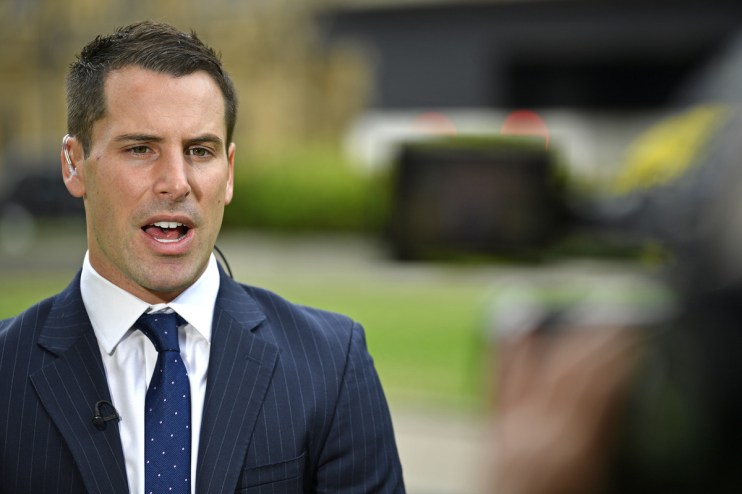 A former Conservative MP caught in a lobbying sting should be suspended from Parliament for 35 days, potentially triggering another by-election.