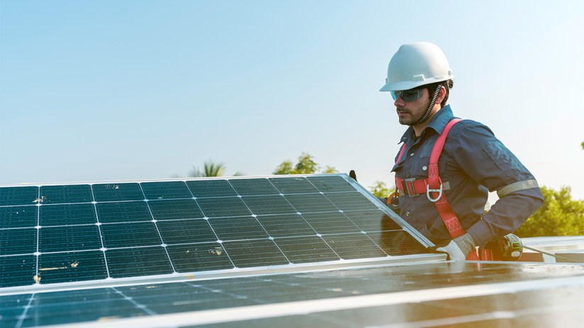 The energy trust began trading on the London Stock Exchange yesterday after the trust published its delayed annual and interim results in January.