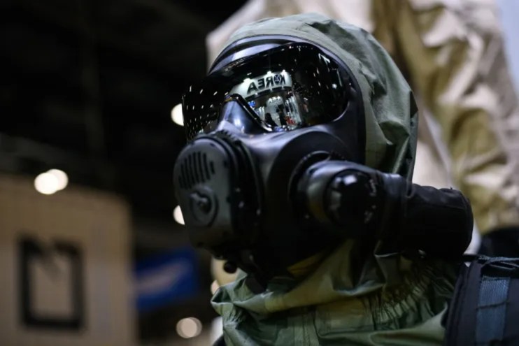 Avon Protection has won a £38m tender from the MoD to supply gas masks for the UK army, amid allegations of chemical weapons use by Russia in Ukraine.